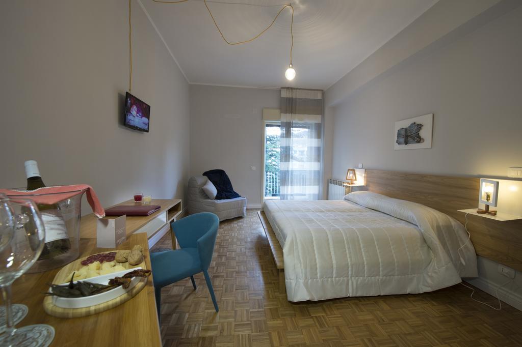 Ciauru Design B&B Messina Szoba fotó