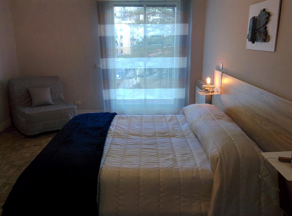 Ciauru Design B&B Messina Szoba fotó